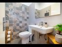 Apartementen Bari - 140 m from beach: A1(4+1), A2(4), A3(2+2) Mandre - Eiland Pag  - Appartement - A1(4+1): badkamer met toilet