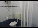 Apartementen Sime - 800 m from sea: A1(2+2), A2(2+2), A3(2+2), A4(4+2) Novalja - Eiland Pag  - Appartement - A4(4+2): badkamer met toilet