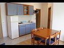 Apartementen Branko A1(4+2), A3(4+2), A4(2+2) Povljana - Eiland Pag  - Appartement - A3(4+2): keuken en eetkamer