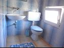 Apartementen Zdrave - near beach: A1(3), A2(2+1), A3(3+1), A4(3), A5(3), A6(5+1), A7(5+1) Vlasici - Eiland Pag  - Appartement - A5(3): badkamer met toilet