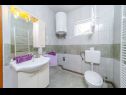 Apartementen Nada- sea view: A1 - Ljubičasti (4+2), A2 - Crveni (4+2) Banjol - Eiland Rab  - Appartement - A1 - Ljubičasti (4+2): badkamer met toilet