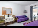 Apartementen Jaki - 150 m from beach A1(4), SA2(2+1), A3(4), A4(4), SA5(3) Orebic - Schiereiland Peljesac  - Studio-appartment - SA2(2+1): slaapkamer