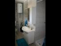 Apartementen Marin - 40 m from sea: A1(4+2) Ston - Schiereiland Peljesac  - Appartement - A1(4+2): badkamer met toilet