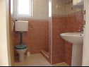 Apartementen Taša - 5 m from sea: SA1(2), SA2(2), SA3(2), SA4(2), A5(2+2) Lukovo Sugarje - Riviera Senj  - Appartement - A5(2+2): badkamer met toilet