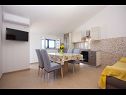 Apartementen Per - comfortable  family apartments A1(2+2), A2(4+1), A3(2+2) Grebastica - Riviera Sibenik  - Appartement - A3(2+2): keuken en eetkamer