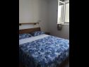 Apartementen Dragi - at the beach & parking: A1(2+2), A2(2+1) Baai Kanica (Rogoznica) - Riviera Sibenik  - Kroatië  - Appartement - A1(2+2): slaapkamer