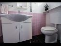Apartementen Jadra - with parking : A1 Lavanda(3+1), A2 Ruzmarin(3+1) Primosten - Riviera Sibenik  - Appartement - A1 Lavanda(3+1): badkamer met toilet