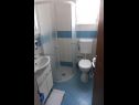 Apartementen Amalija - 50m close to the sea: A2(2), A3 posebni(2), A4(4) Rogoznica - Riviera Sibenik  - Appartement - A4(4): badkamer met toilet