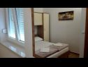 Apartementen Damir A1(2+2) Sibenik - Riviera Sibenik  - Appartement - A1(2+2): slaapkamer