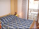Apartementen Ivan - with free parking: A2(2+1) Tribunj - Riviera Sibenik  - Appartement - A2(2+1): slaapkamer