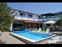 Apartementen Den - with pool: B1(2+2), A2(2+2), C3(2+2) Tribunj - Riviera Sibenik  - zwembad
