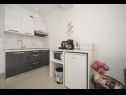 Apartementen Slava - cosy apartments for 2 person: A5 - crni (2), A4 - zeleni (2) Vodice - Riviera Sibenik  - Appartement - A5 - crni (2): keuken