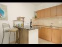 Apartementen Slava - cosy apartments for 2 person: A5 - crni (2), A4 - zeleni (2) Vodice - Riviera Sibenik  - Appartement - A4 - zeleni (2): keuken