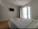 Apartementen Kati - 150 m from beach: A2(4), A4(2), SA3(2), SA5(2), SA6(2) Vodice - Riviera Sibenik  - Appartement - A4(2): slaapkamer