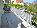 Apartementen Mila - family friendly & comfortable: A1 (6+1) Vodice - Riviera Sibenik  - Appartement - A1 (6+1): terras