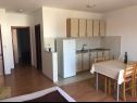 Apartementen Sabina - parking: A1(2+2), A3(2+2), A4(2+2) Vodice - Riviera Sibenik  - Appartement - A1(2+2): keuken en eetkamer