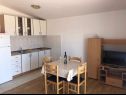 Apartementen Sabina - parking: A1(2+2), A3(2+2), A4(2+2) Vodice - Riviera Sibenik  - Appartement - A3(2+2): keuken en eetkamer