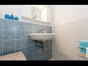 Apartementen Big blue - terrace lounge: A1(4) Vodice - Riviera Sibenik  - Appartement - A1(4): badkamer met toilet