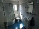 Apartementen Elizabet - great location & close to the beach: A1(4+2), A2(2+2) Maslinica - Eiland Solta  - Appartement - A1(4+2): badkamer met toilet
