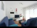 Apartementen Zdene - private pool: A1(6+2), A2(6) Kastel Luksic - Riviera Split  - Appartement - A1(6+2): woonkamer