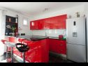 Apartementen Zdene - private pool: A1(6+2), A2(6) Kastel Luksic - Riviera Split  - Appartement - A1(6+2): keuken