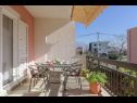 Apartementen Vana - 400 m from beach: A1(4+1) Kastel Novi - Riviera Split  - Appartement - A1(4+1): terras