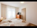 Apartementen Neda - charming and comfy : A1(3) Split - Riviera Split  - Appartement - A1(3): slaapkamer