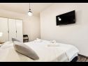 Apartementen Miro - modern: A1-prizemlje (4+2), A2 desni(3+2), A3 lijevi(3+2) Split - Riviera Split  - Appartement - A1-prizemlje (4+2): slaapkamer