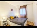 Apartementen Mendula - private garage: A1(2+2), A2(2+2) Split - Riviera Split  - Appartement - A1(2+2): slaapkamer