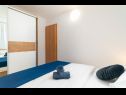 Apartementen Lux 3 - heated pool: A5(4+2), A6(4+2) Marina - Riviera Trogir  - Appartement - A5(4+2): slaapkamer