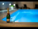 Apartementen Lux 3 - heated pool: A5(4+2), A6(4+2) Marina - Riviera Trogir  - zwembad