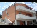 Apartementen Ante - 80 m from sea: A1(4), A2(2+1) Seget Vranjica - Riviera Trogir  - huis