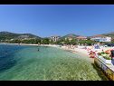 Vakantiehuizen VesnaD - 25 m from beach: H(4+1) Seget Vranjica - Riviera Trogir  - Kroatië  - strand