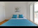 Apartementen Vera - with nice view: A2-prvi kat (6), A1-prizemlje(4), A3-potkrovlje(6) Trogir - Riviera Trogir  - Appartement - A2-prvi kat (6): slaapkamer