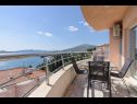 Apartementen Pery - 2 bedroom sea view apartment: A1(4+1) Trogir - Riviera Trogir  - Appartement - A1(4+1): balkon