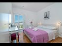 Apartementen Vera - with nice view: A2-prvi kat (6), A1-prizemlje(4), A3-potkrovlje(6) Trogir - Riviera Trogir  - Appartement - A3-potkrovlje(6): slaapkamer