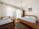Apartementen Mihaela - sea view : A1(5+1), A2(4), SA3(2) Trogir - Riviera Trogir  - Appartement - A1(5+1): slaapkamer