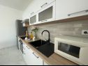Apartementen Paž - 28m from the beach: A1(4+2), A2(2+1), A3(4+1) Vinisce - Riviera Trogir  - Appartement - A1(4+2): keuken