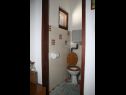 Apartementen Jere - 30 m from beach: A1(4+1), A2(2+1) Vinisce - Riviera Trogir  - Appartement - A1(4+1): toilet