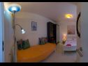 Apartementen Mirjana A1(2+1) Vis - Eiland Vis  - Appartement - A1(2+1): slaapkamer