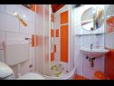 Apartementen Julija - big terrace and grill A1 Asy(4) Bibinje - Riviera Zadar  - Appartement - A1 Asy(4): badkamer met toilet