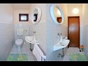 Apartementen Julijana - economy apartment A1(6) Bibinje - Riviera Zadar  - Appartement - A1(6): toilet