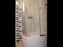 Apartementen Ivan C A1(4+1), A2(4+1), A4(4+1), A3(4+1) Bibinje - Riviera Zadar  - Appartement - A2(4+1): badkamer met toilet