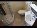 Apartementen Ivan C A1(4+1), A2(4+1), A4(4+1), A3(4+1) Bibinje - Riviera Zadar  - Appartement - A4(4+1): badkamer met toilet