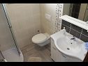 Apartementen Ivan C A1(4+1), A2(4+1), A4(4+1), A3(4+1) Bibinje - Riviera Zadar  - Appartement - A3(4+1): badkamer met toilet