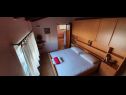 Apartementen Julija - big terrace and grill A1 Asy(4) Bibinje - Riviera Zadar  - Appartement - A1 Asy(4): slaapkamer