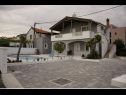 Apartementen Vesna - with pool A1(4+2), A2(2+2) Nin - Riviera Zadar  - 