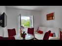 Apartementen Vesna - with pool A1(4+2), A2(2+2) Nin - Riviera Zadar  - Appartement - A1(4+2): woonkamer