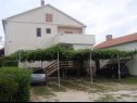 Apartementen Slava - private parking: A1(6+1) Nin - Riviera Zadar  - huis