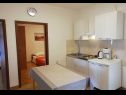 Apartementen Ljilja 1 - with terrace : A1(6+2) Nin - Riviera Zadar  - Appartement - A1(6+2): keuken en eetkamer